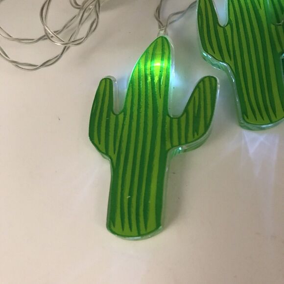 String Lights Green Cactus Lights Set of 9 Decorative LED Indoor or Patio Decor - Picture 2 of 6